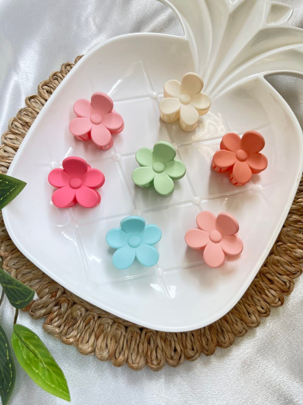 Korean Pastel Flower Claw Clip - Image 2