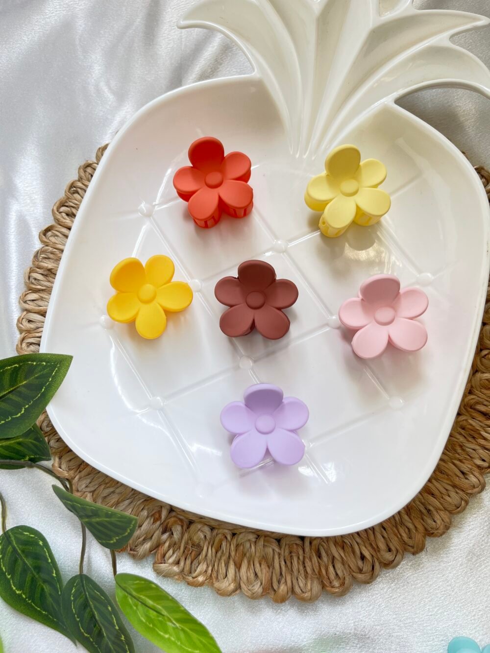 Korean Pastel Flower Claw Clip - Image 3