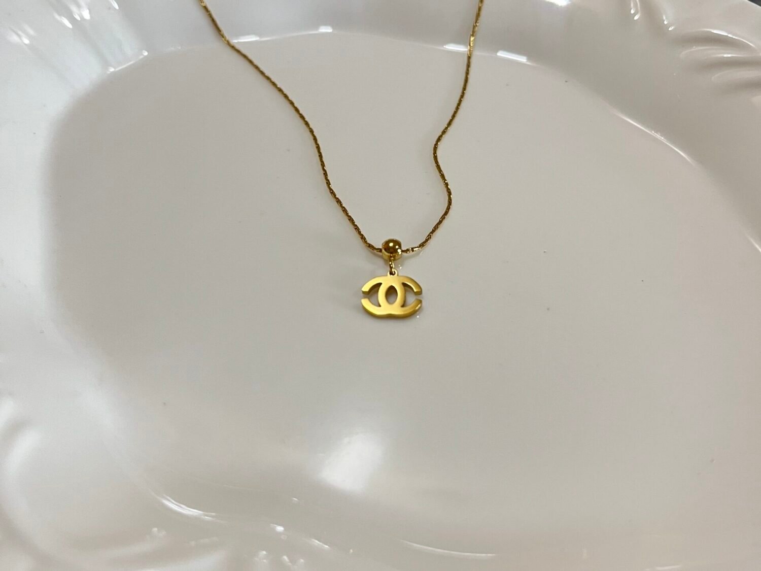 Chic Coco Necklace